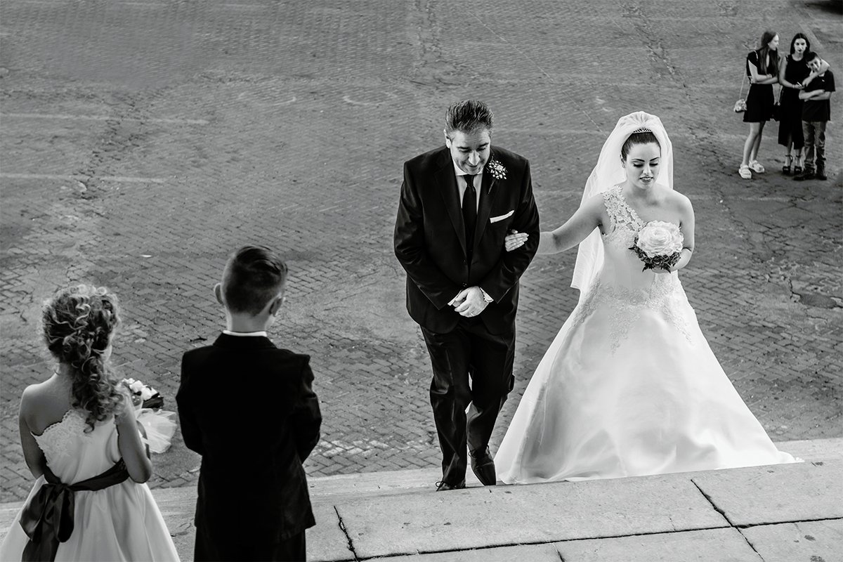 sposa ingresso in chiesa